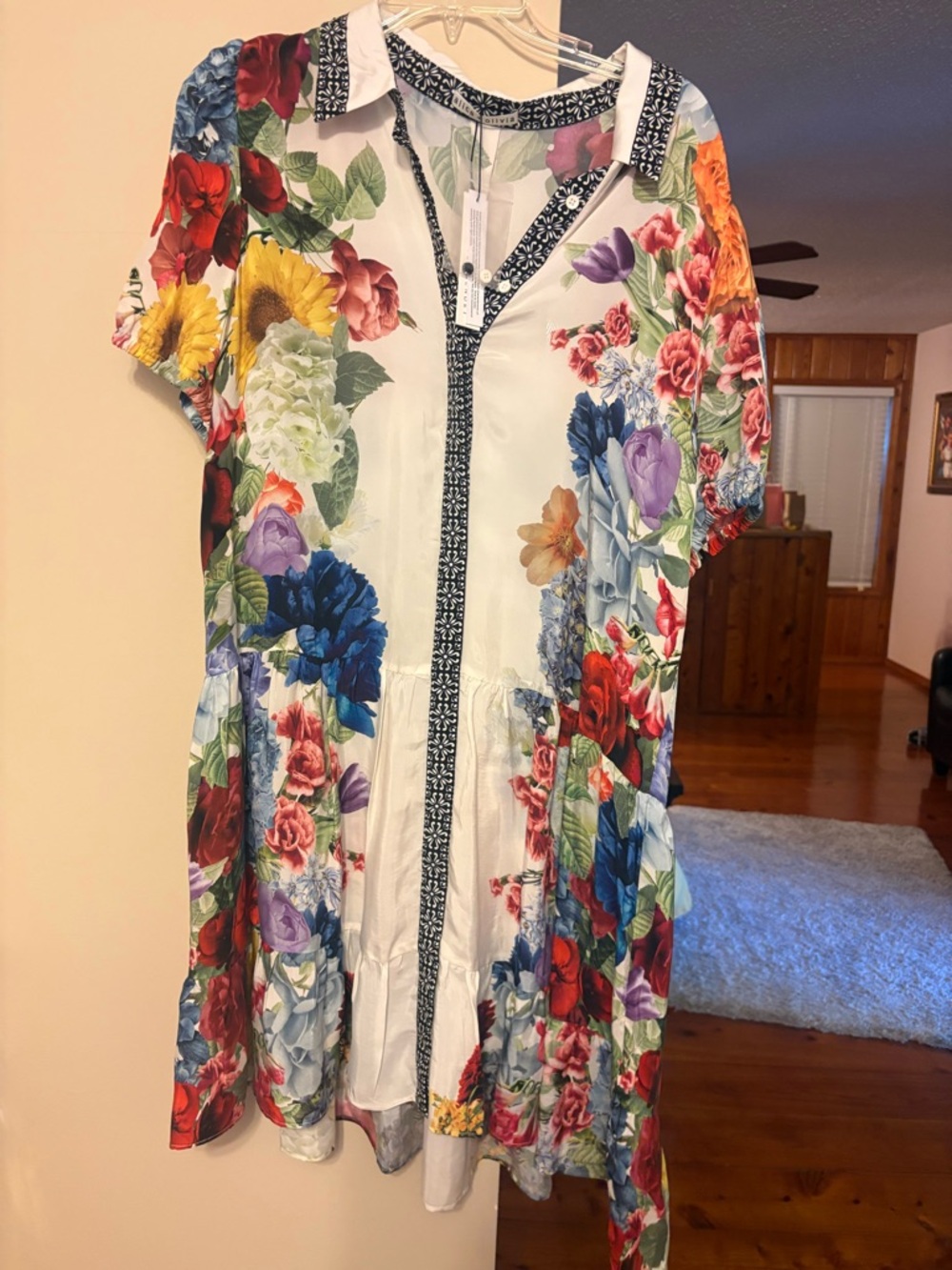 Alice + Olivia White Floral Mini Dress with Multicolor Blooms
